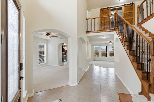 404 Sodbury Court, Roanoke, TX 76262