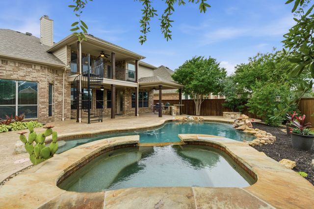 404 Sodbury Court, Roanoke, TX 76262