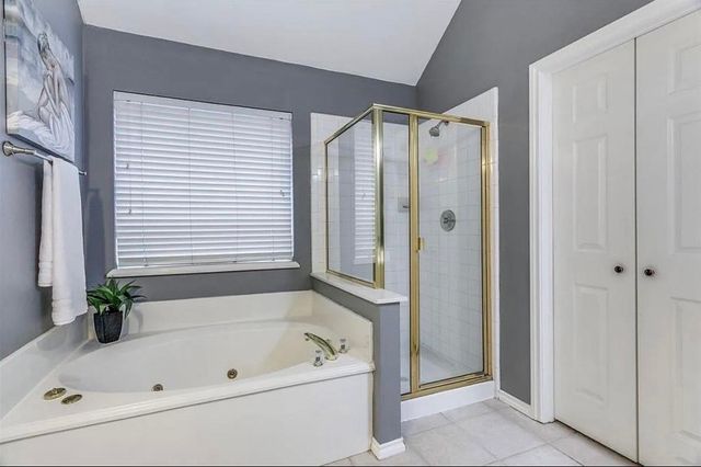205 Kenosha Lane, Arlington, TX 76002