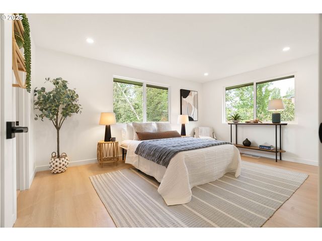 135 Nw 90TH Ave, Portland, OR 97229