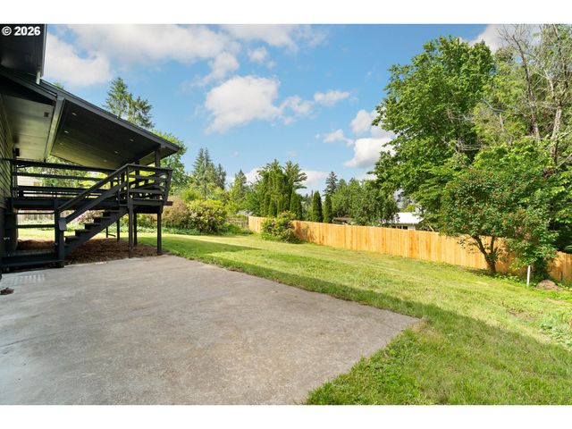 135 Nw 90TH Ave, Portland, OR 97229