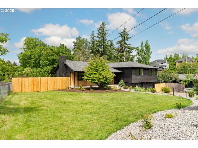 135 Nw 90TH Ave, Portland, OR 97229