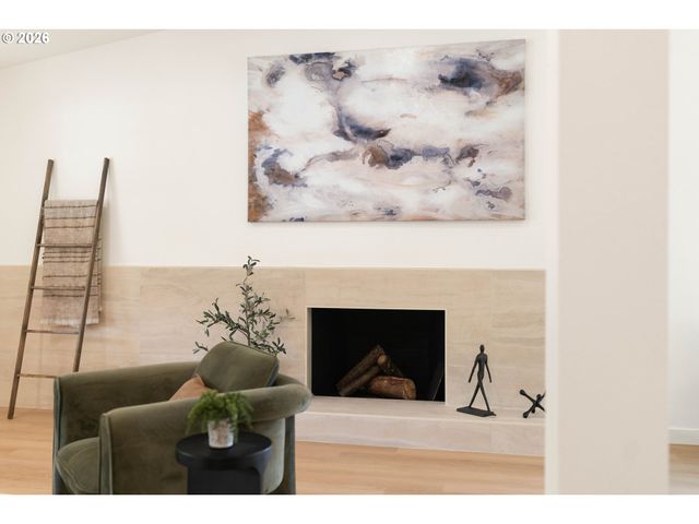 135 Nw 90TH Ave, Portland, OR 97229