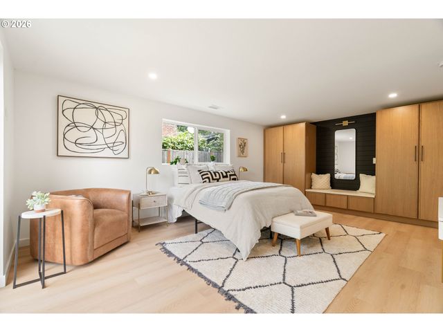 135 Nw 90TH Ave, Portland, OR 97229