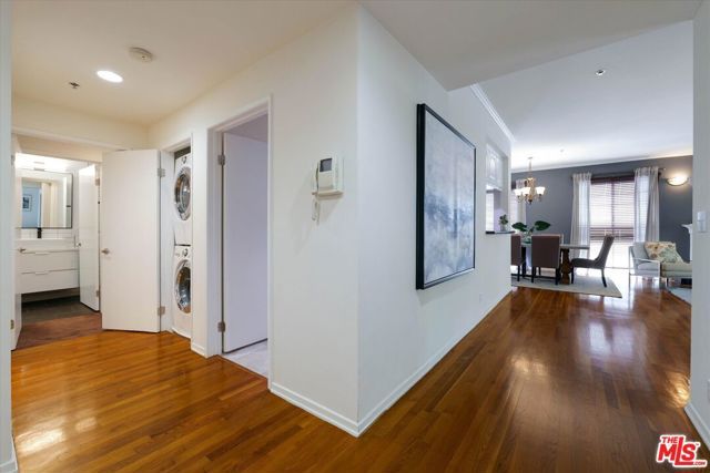 1401 S Bentley Avenue 202, Los Angeles, CA 90025
