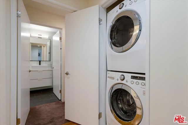 1401 S Bentley Avenue 202, Los Angeles, CA 90025