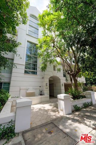 1401 S Bentley Avenue 202, Los Angeles, CA 90025