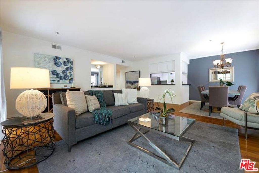 1401 S Bentley Avenue 202, Los Angeles, CA 90025