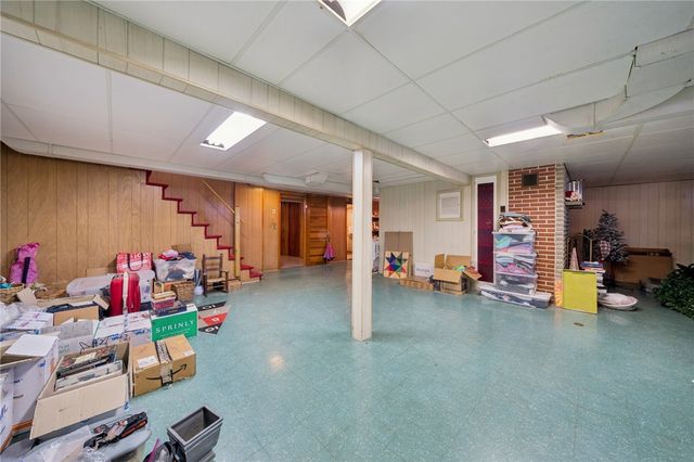 629 Sandy Hill, Penn Twp, PA 15642