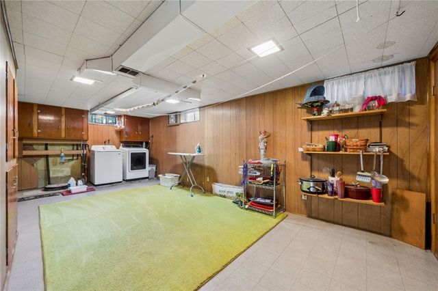 629 Sandy Hill, Penn Twp, PA 15642