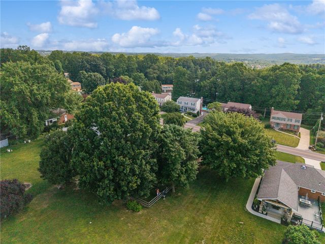 629 Sandy Hill, Penn Twp, PA 15642