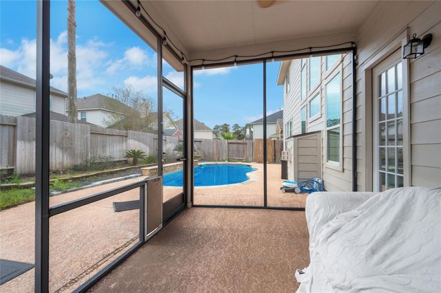 8315 Hayden Cove Drive, Tomball, TX 77375