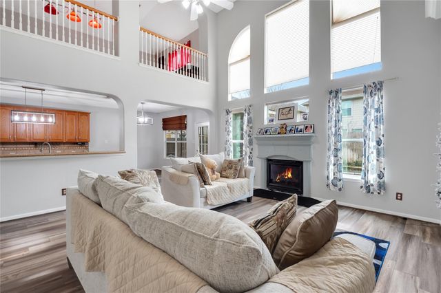 8315 Hayden Cove Drive, Tomball, TX 77375