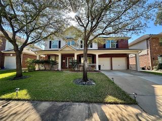 8315 Hayden Cove Drive, Tomball, TX 77375
