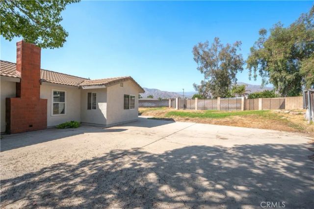 27394 Rustic Lane, Highland, CA 92346
