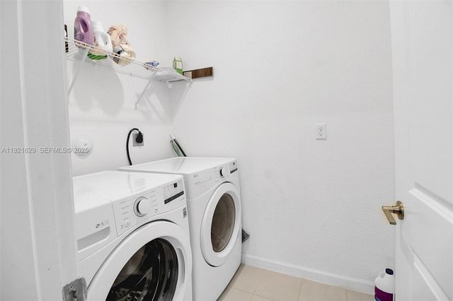 1382 SE 26th Rd, Homestead, FL 33035