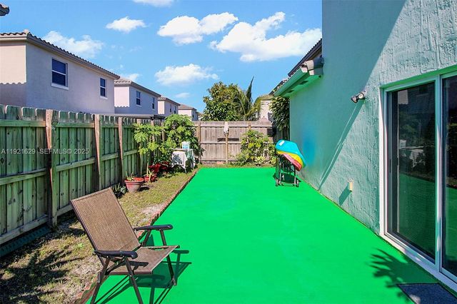 1382 SE 26th Rd, Homestead, FL 33035