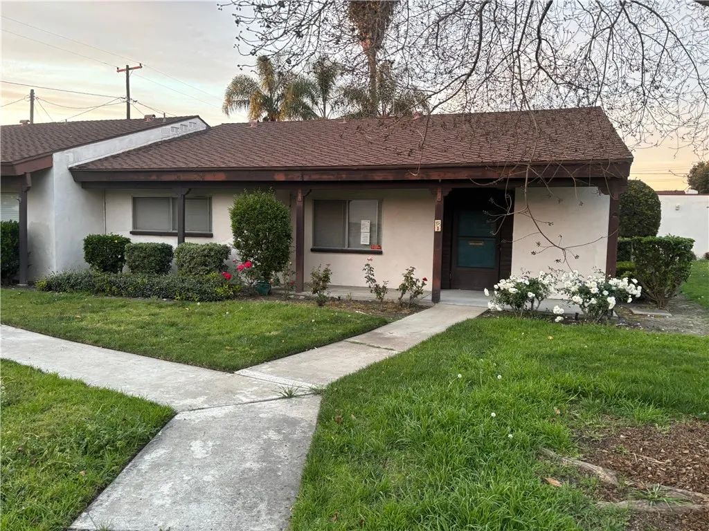 2011 W Katella, Anaheim, CA 92804