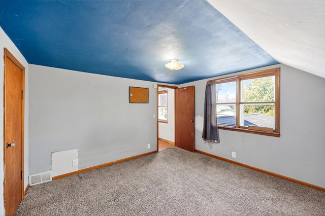 20761 Guarani Street NW, Oak Grove, MN 55303