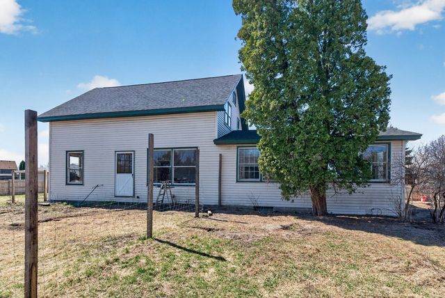 20761 Guarani Street NW, Oak Grove, MN 55303