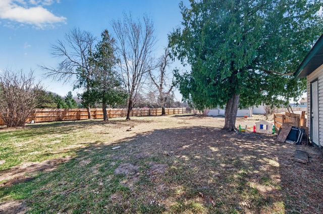 20761 Guarani Street NW, Oak Grove, MN 55303