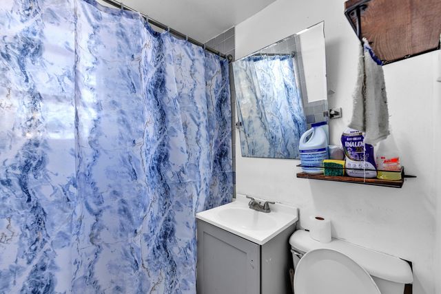 5114 S Justine Street, Chicago, IL 60609