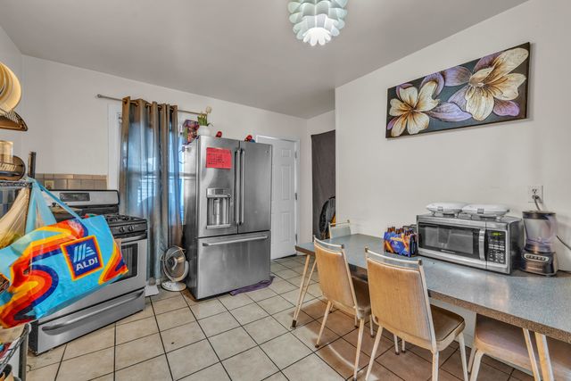 5114 S Justine Street, Chicago, IL 60609