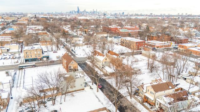 5114 S Justine Street, Chicago, IL 60609