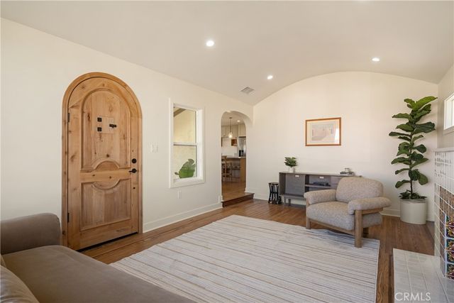 2014 W 84th Street, Los Angeles, CA 90047