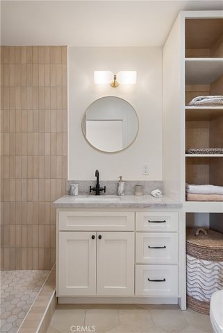 2014 W 84th Street, Los Angeles, CA 90047