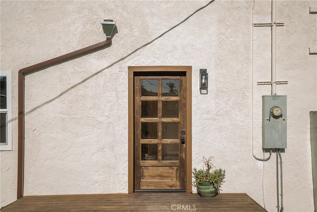 2014 W 84th Street, Los Angeles, CA 90047