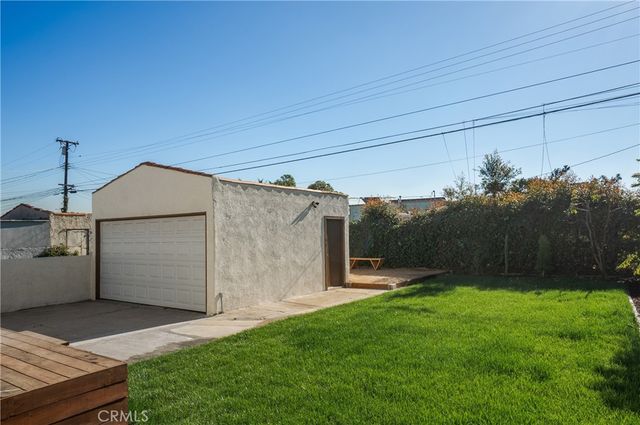 2014 W 84th Street, Los Angeles, CA 90047