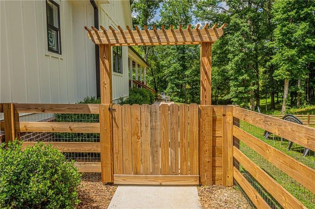 2051 Clay Creek Falls Road, Dahlonega, GA 30533