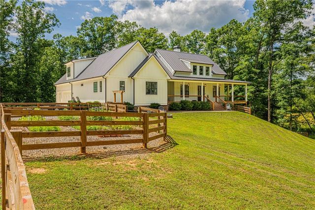 2051 Clay Creek Falls Road, Dahlonega, GA 30533