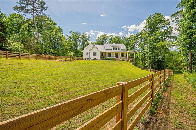 2051 Clay Creek Falls Road, Dahlonega, GA 30533