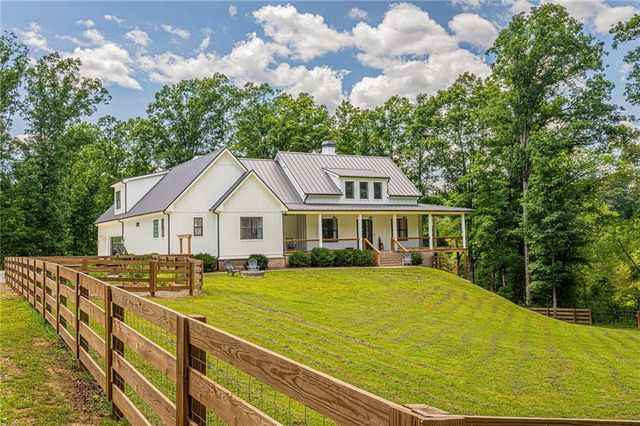 2051 Clay Creek Falls Road, Dahlonega, GA 30533