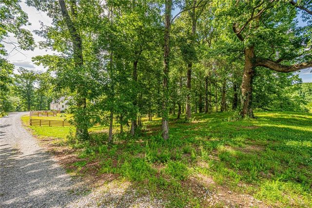 2051 Clay Creek Falls Road, Dahlonega, GA 30533