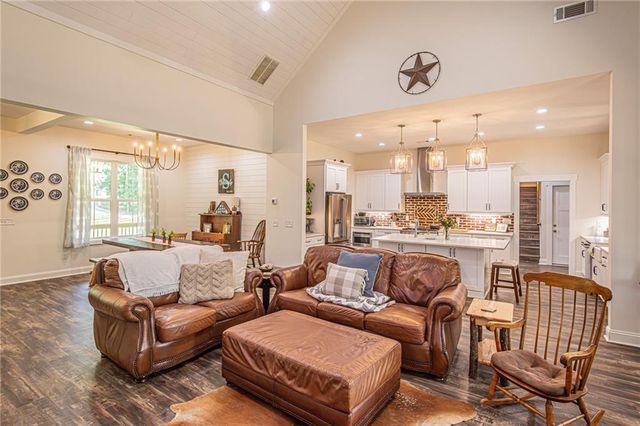 2051 Clay Creek Falls Road, Dahlonega, GA 30533
