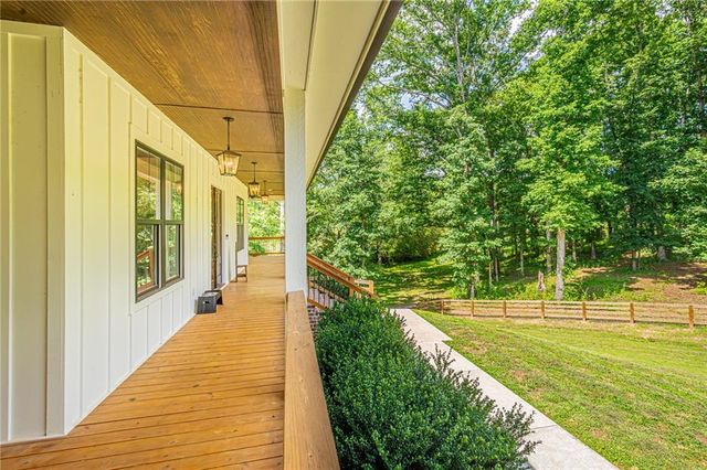 2051 Clay Creek Falls Road, Dahlonega, GA 30533