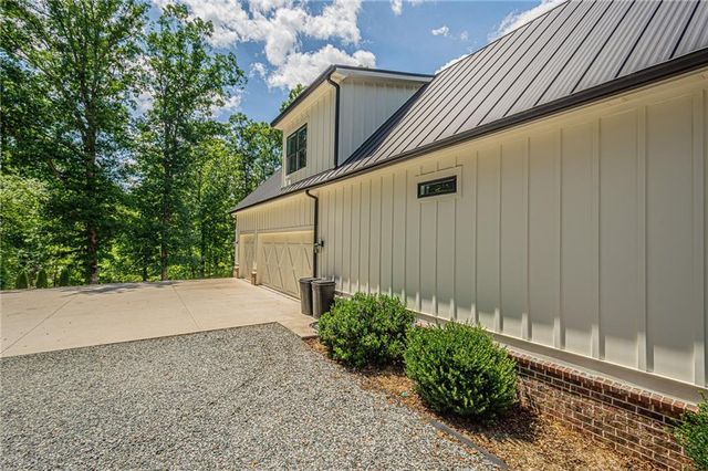2051 Clay Creek Falls Road, Dahlonega, GA 30533
