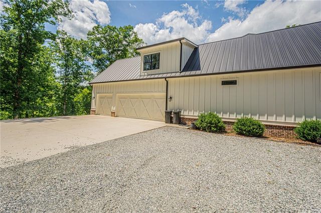 2051 Clay Creek Falls Road, Dahlonega, GA 30533