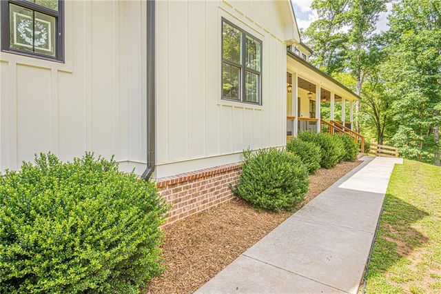 2051 Clay Creek Falls Road, Dahlonega, GA 30533