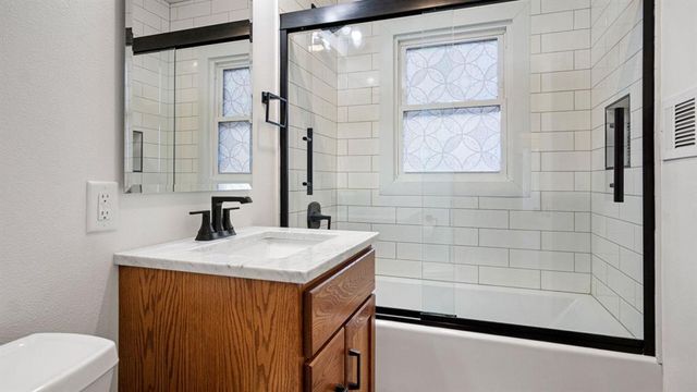 1706 Birney Street, Eau Claire, WI 54701