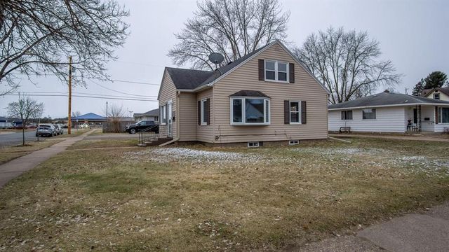 1706 Birney Street, Eau Claire, WI 54701
