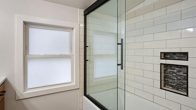 1706 Birney Street, Eau Claire, WI 54701