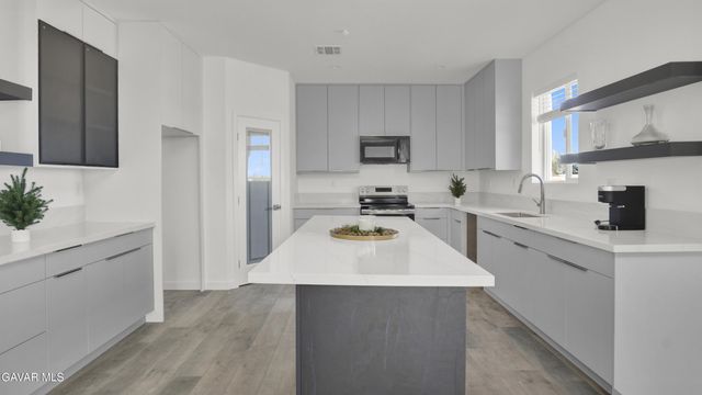 9701 E Avenue S12, Littlerock, CA 93543