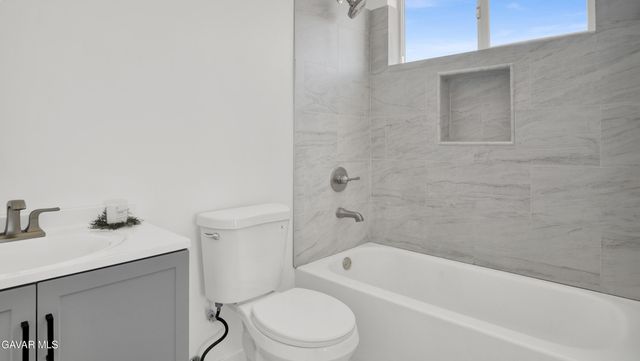 9701 E Avenue S12, Littlerock, CA 93543