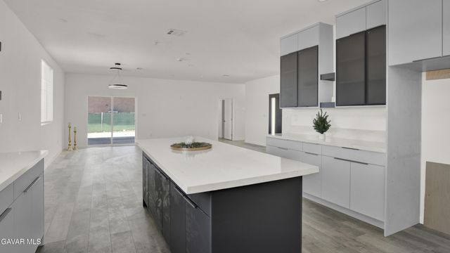 9701 E Avenue S12, Littlerock, CA 93543