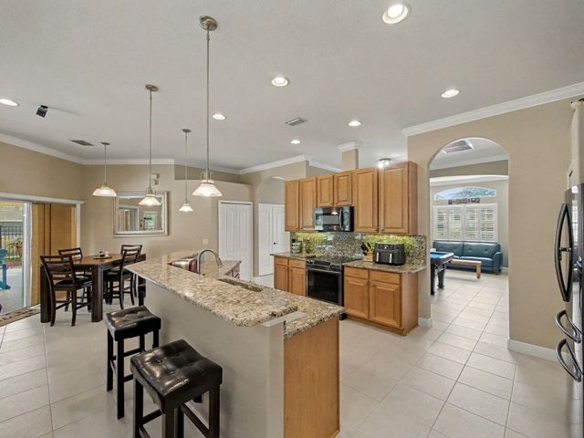 2041 SW Panther Trace, Stuart, FL 34997