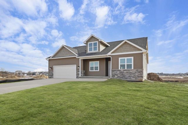 349 Dahlia Drive, Stoughton, WI 53589